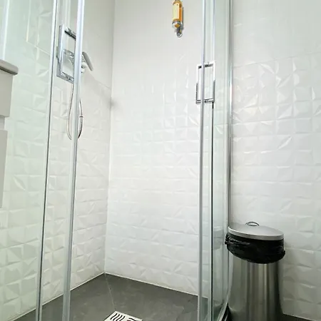 Golden Experience بيت ضيافة 3*