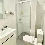 Golden Experience بيت ضيافة