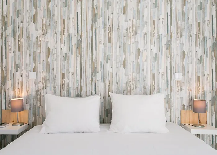 Golden Experience 3*