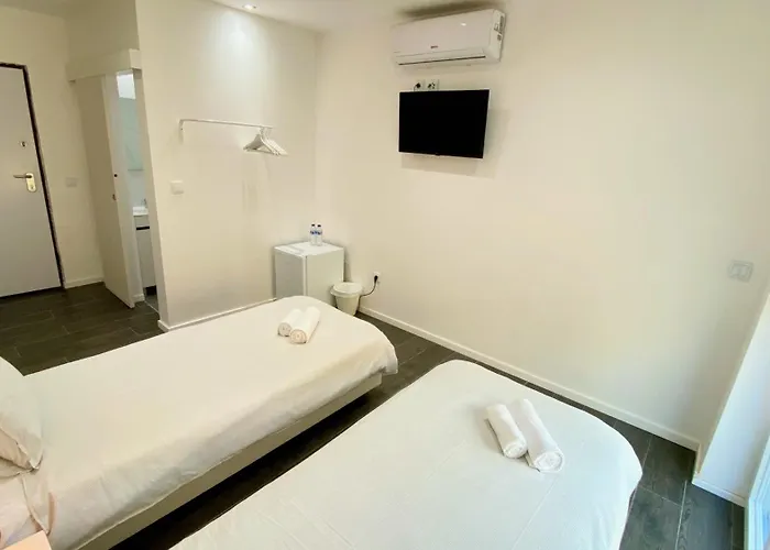 Golden Experience 3* אלבופיירה